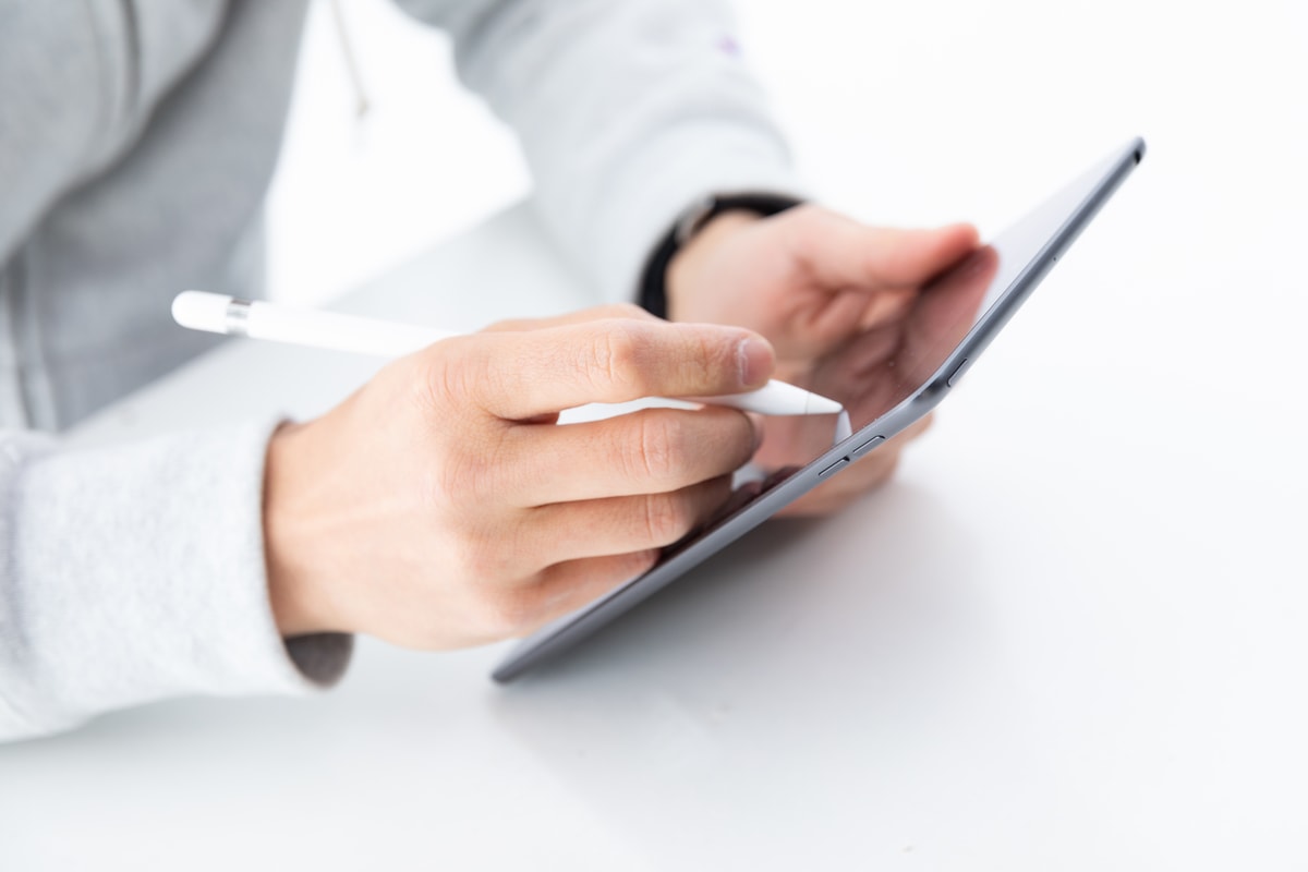 digital_hand_technol_RN2g3